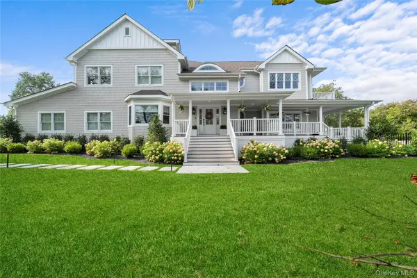 3 True Harbour Way, West Islip, NY 11795