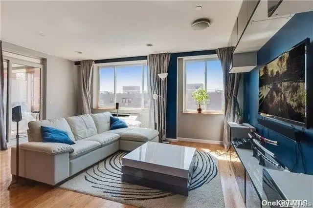 63-14 Queens Boulevard #8H, Woodside, NY 11377 - #2