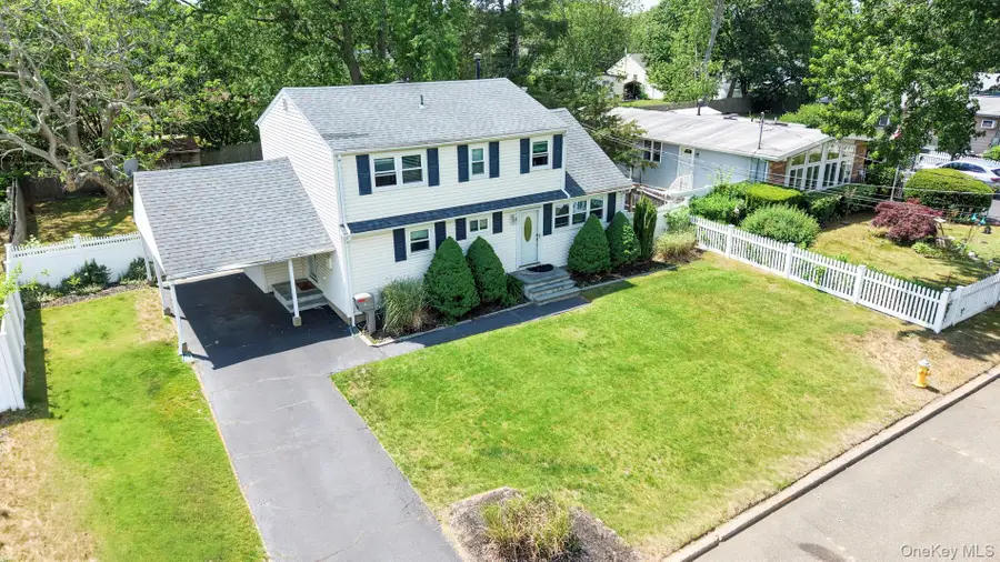 19 Midday Drive, Centereach, NY 11720 - #3