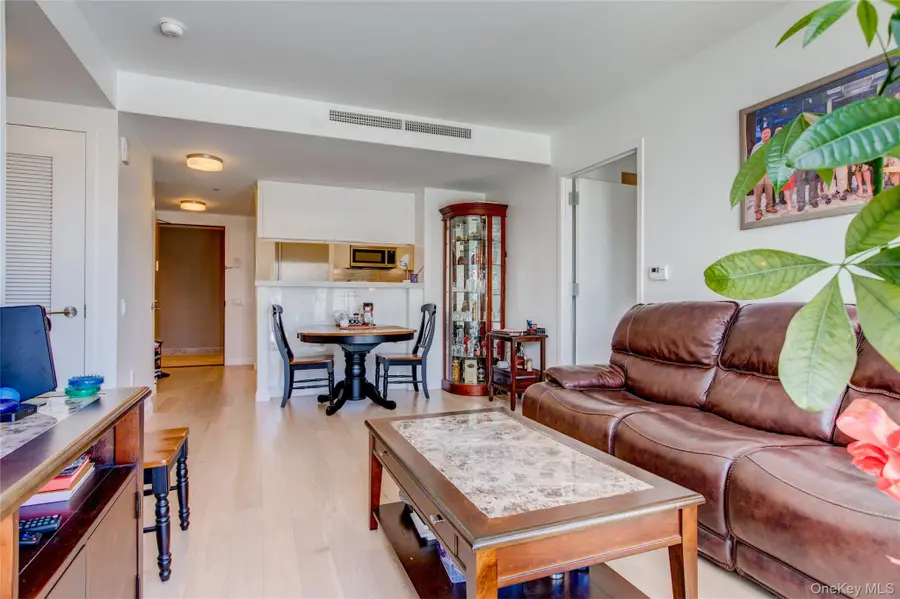 13835 39th Avenue #4B, Flushing, NY 11354 - #3