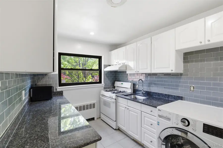 220-17 75th Avenue #85A2, Oakland Gardens, NY 11364 - #3