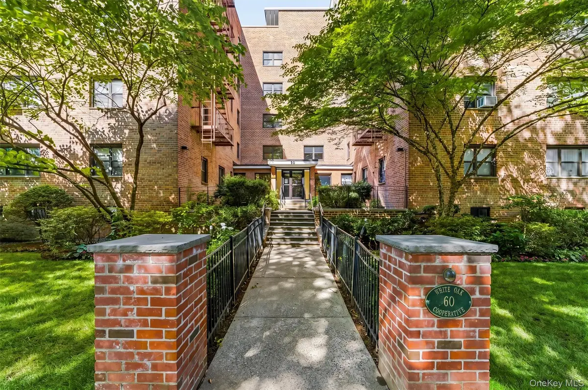 60 White Oak Street #2F, New Rochelle, NY 10801 - #1