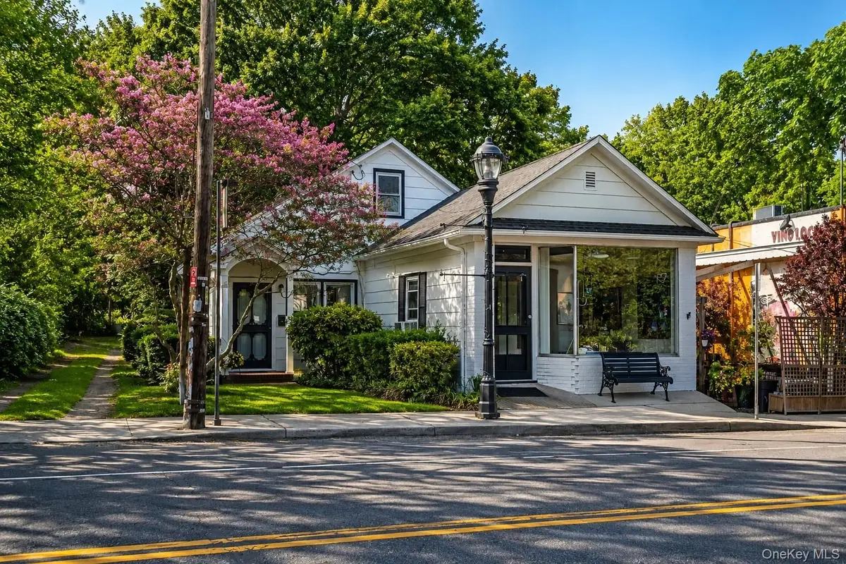 1550 Main Road, Riverhead, NY 11901 - #1