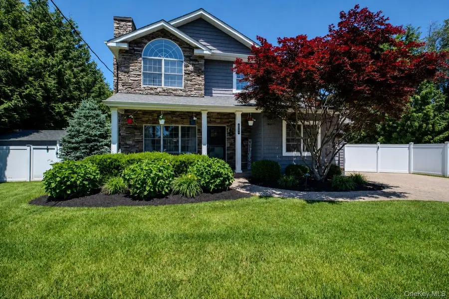 257 4th Street, Saint James, NY 11780 - #2