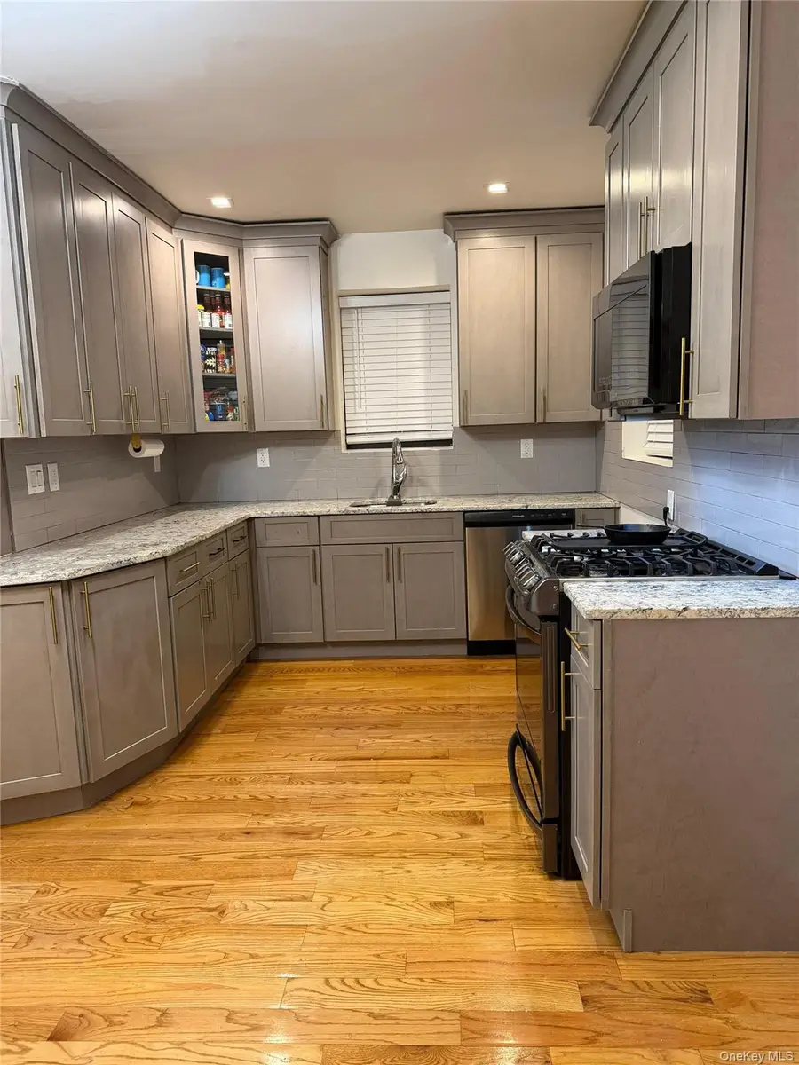 20507 Murdock Avenue, Saint Albans, NY 11412 - #3
