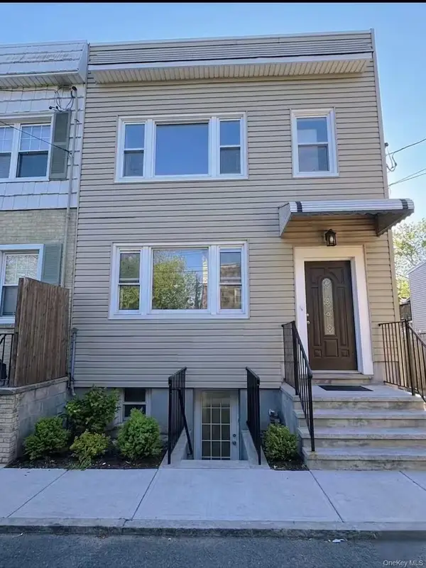 5752 75th Street, Middle Village, NY 11379