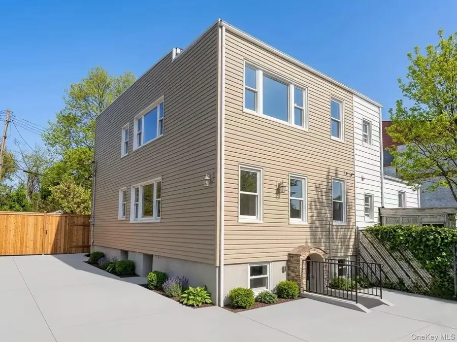 5752 75th Street, Middle Village, NY 11379 - #2