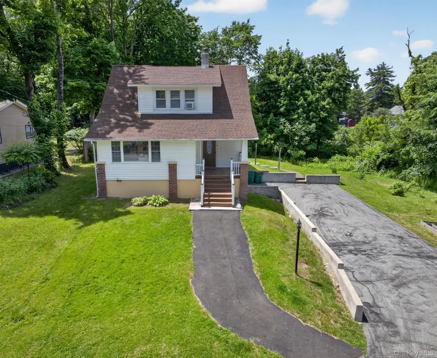 7 Walnut Street, Poughkeepsie, NY 12601 - #2
