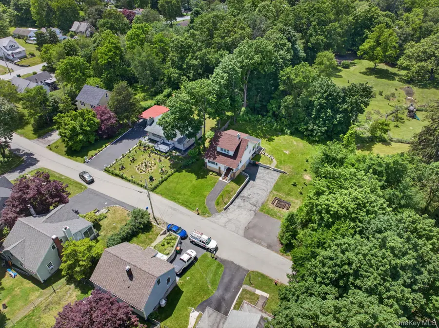 7 Walnut Street, Poughkeepsie, NY 12601 - #3