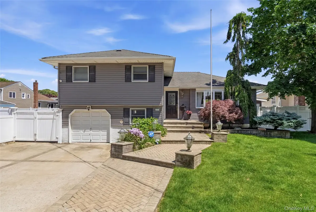 453 2nd Avenue, Massapequa Park, NY 11762 - #1