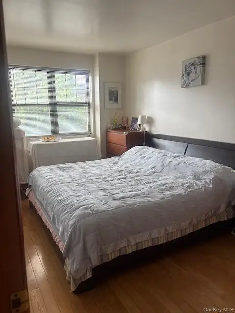 144-77 Barclay Avenue #4B, Flushing, NY 11355 - #2