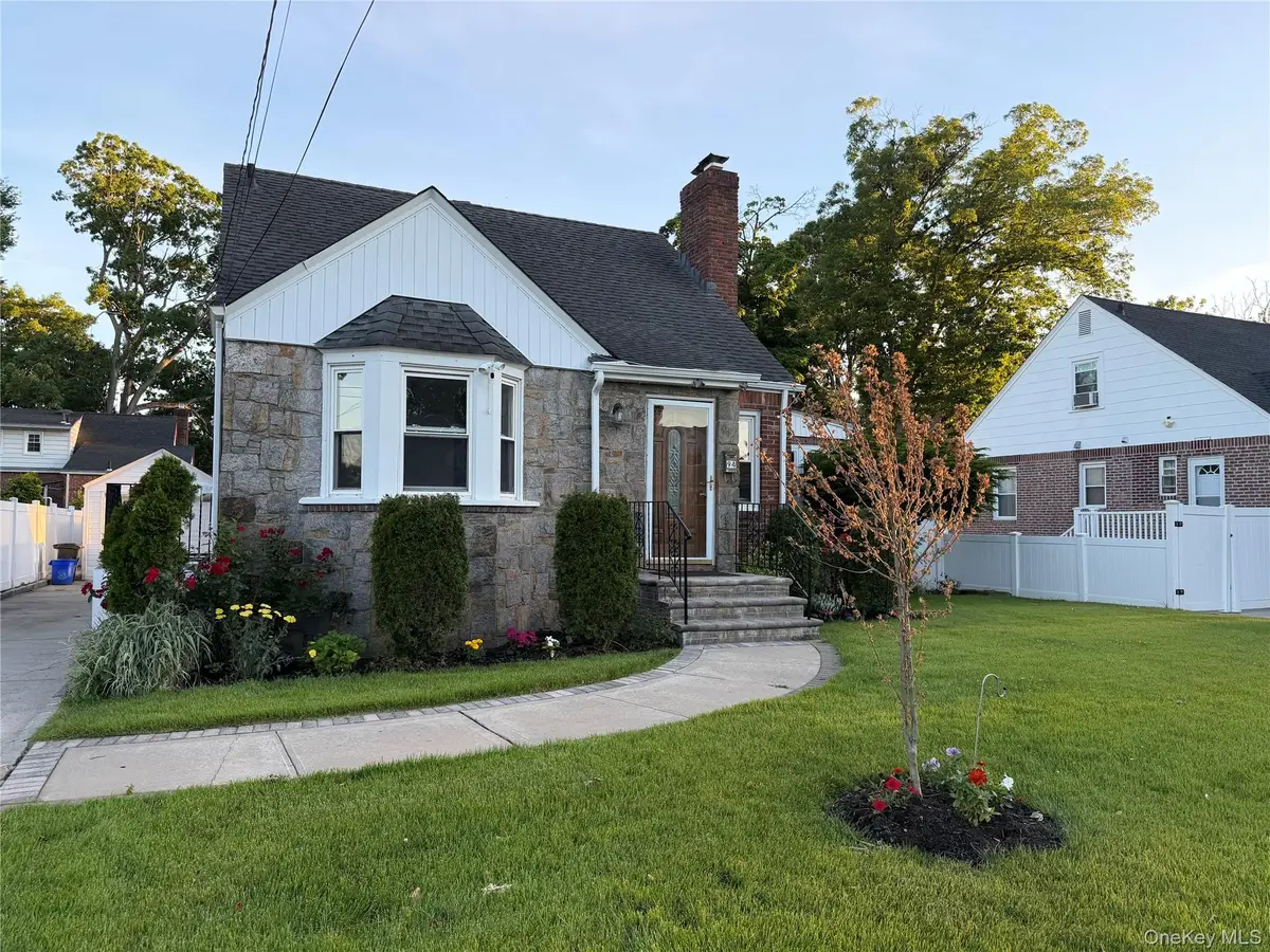 94 E Fenimore Street, Valley Stream, NY 11580 - #1