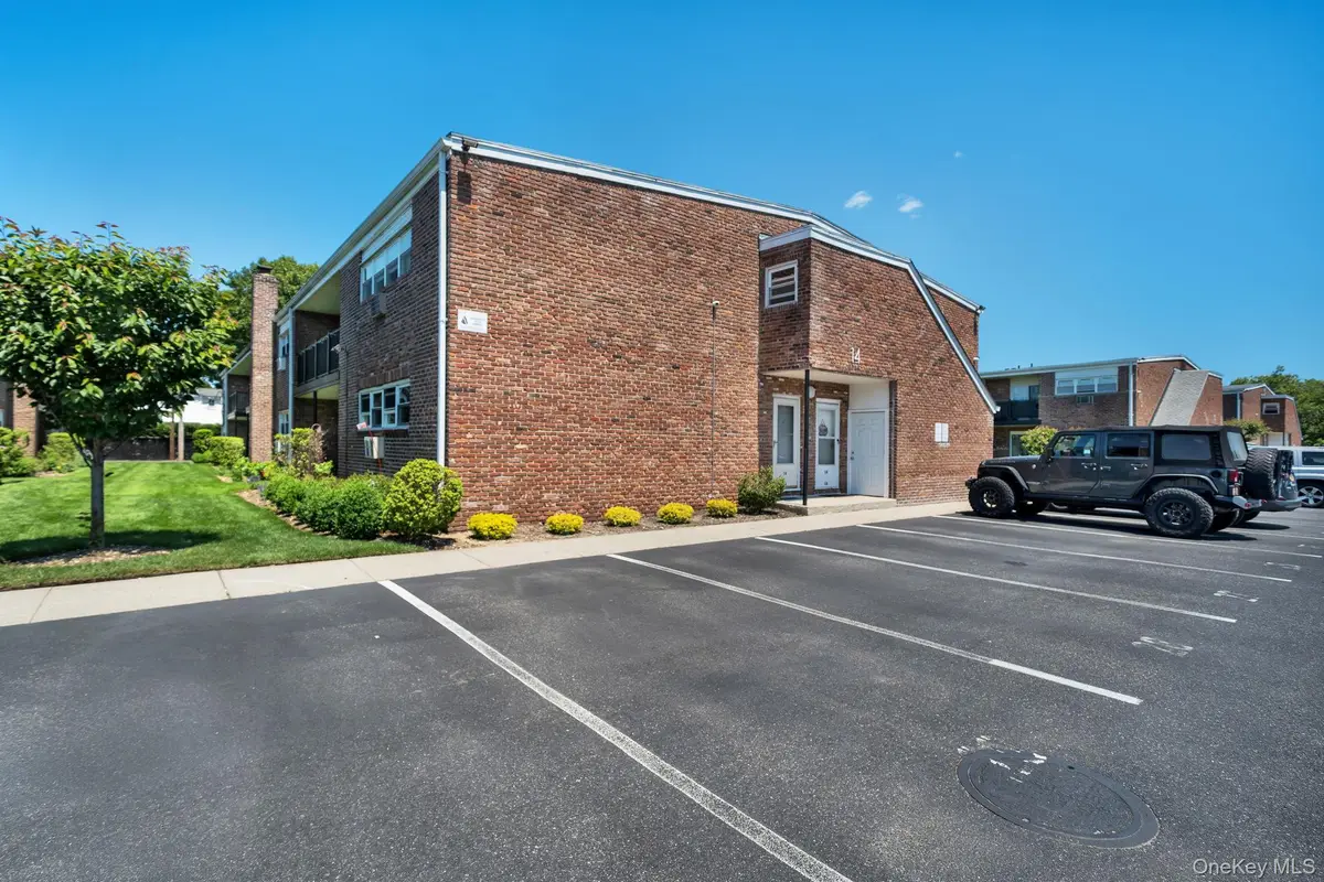 14 Ivy Street #1A, Farmingdale, NY 11735 - #1