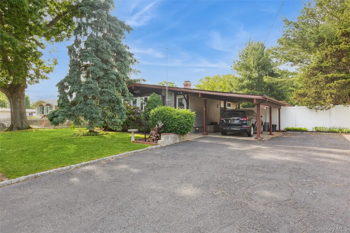 20 Duane Drive, Ronkonkoma, NY 11779 - #1