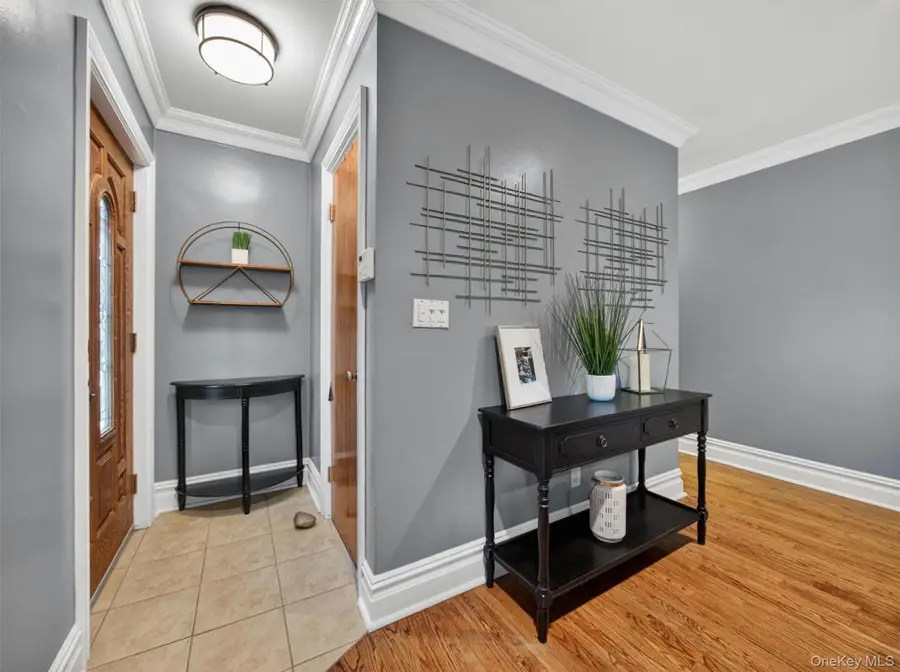 22 Gail Drive, New City, NY 10956 - #2