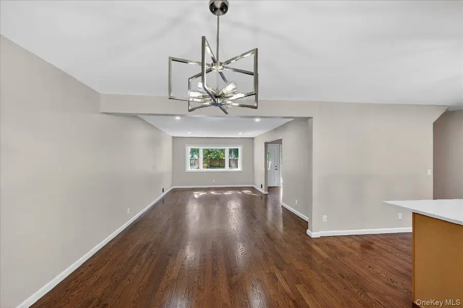 375 Old Willets Path, Hauppauge, NY 11788 - #3