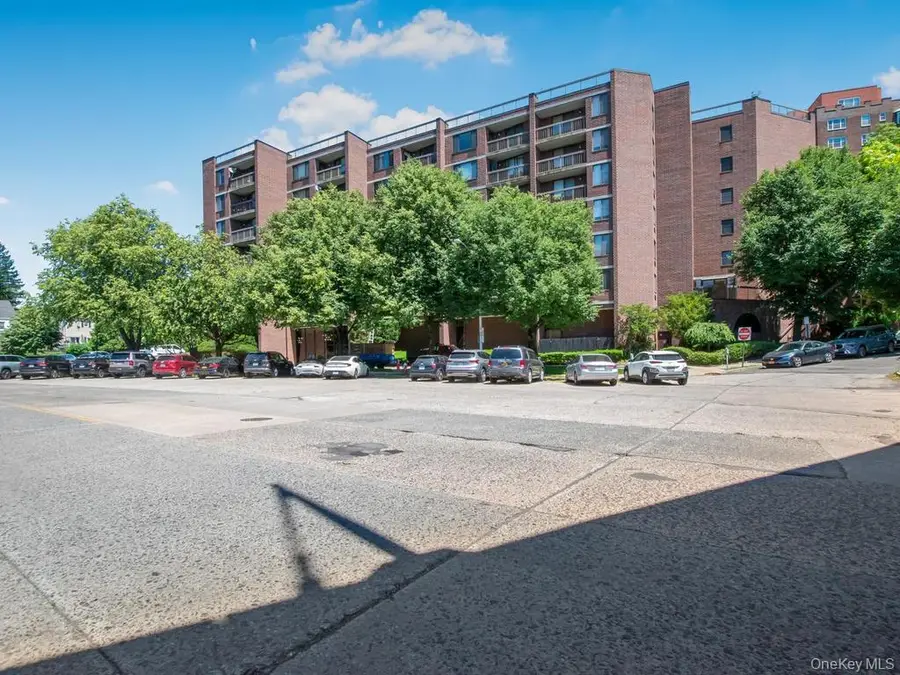 777 N Macquesten Parkway #203, Mount Vernon, NY 10552 - #2