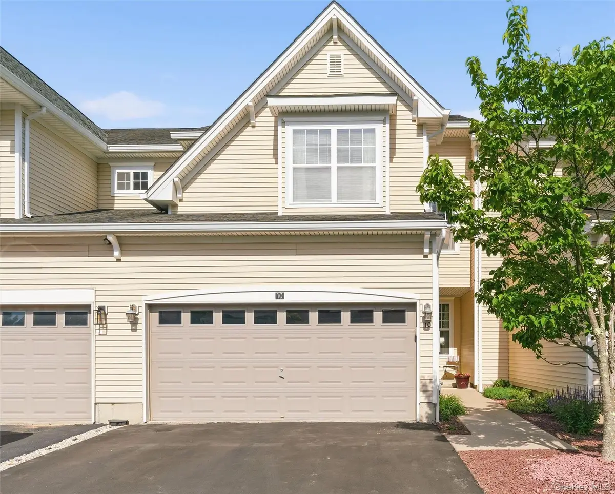 10 Cornwall Lane, Middletown, NY 10940 - #1