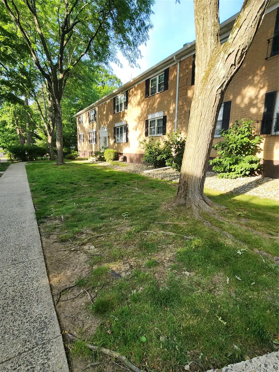 10 Somerset Drive #26K, Suffern, NY 10901 - #2