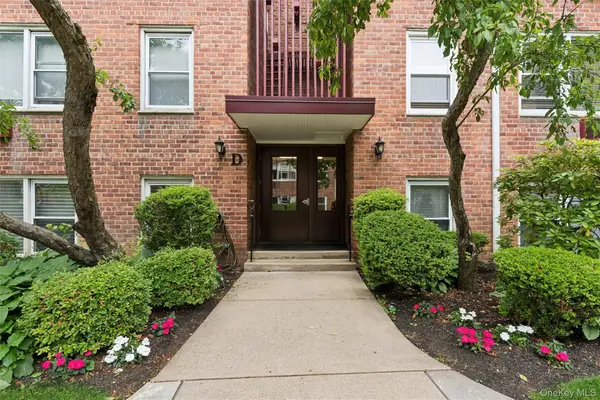 61 Maine Avenue #D12, Rockville Centre, NY 11570