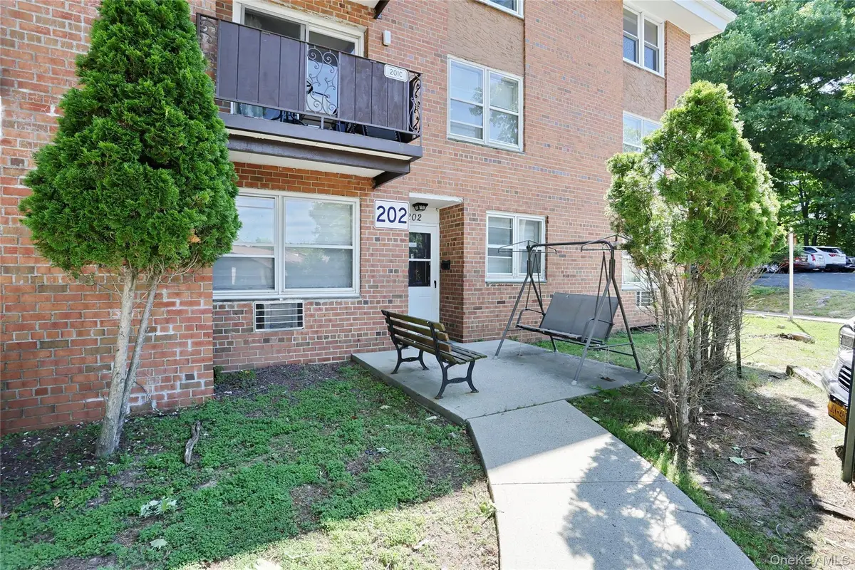 202 Kearsing Parkway, Monsey, NY 10952 - #1