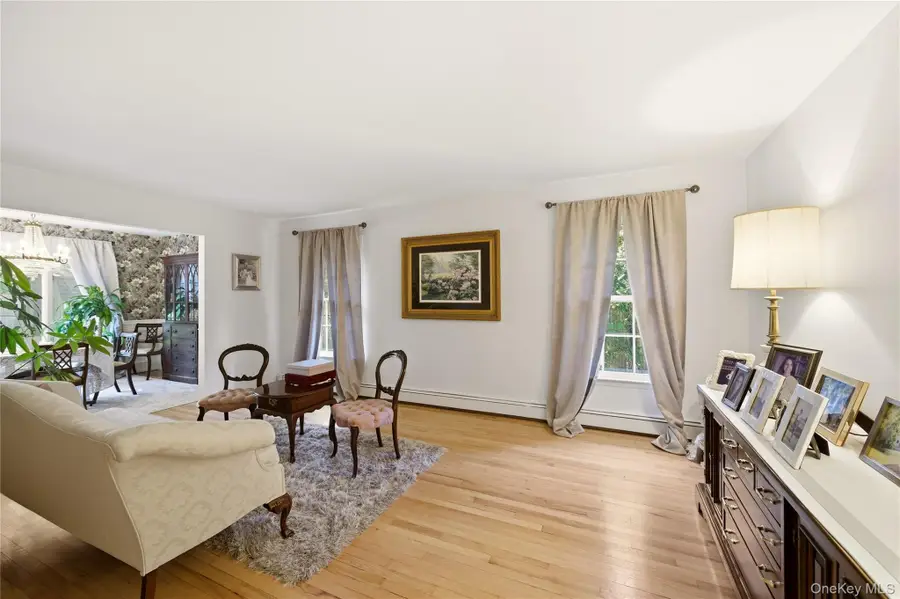 30 Woodland Road, Miller Place, NY 11764 - #3
