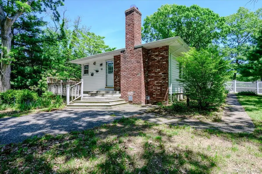 53 Ehrhardt Way, Islandia, NY 11749 - #3