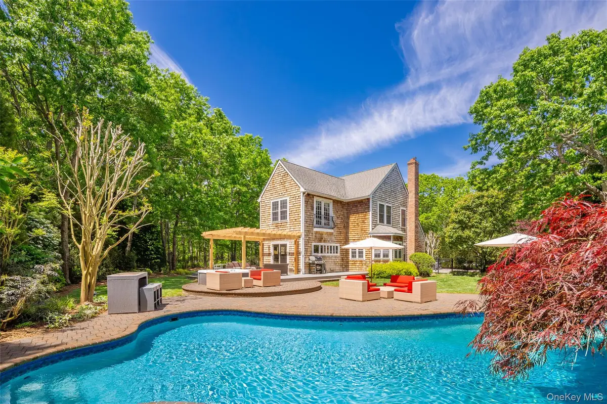 20 Spinnaker Way, Southampton, NY 11968 - #1