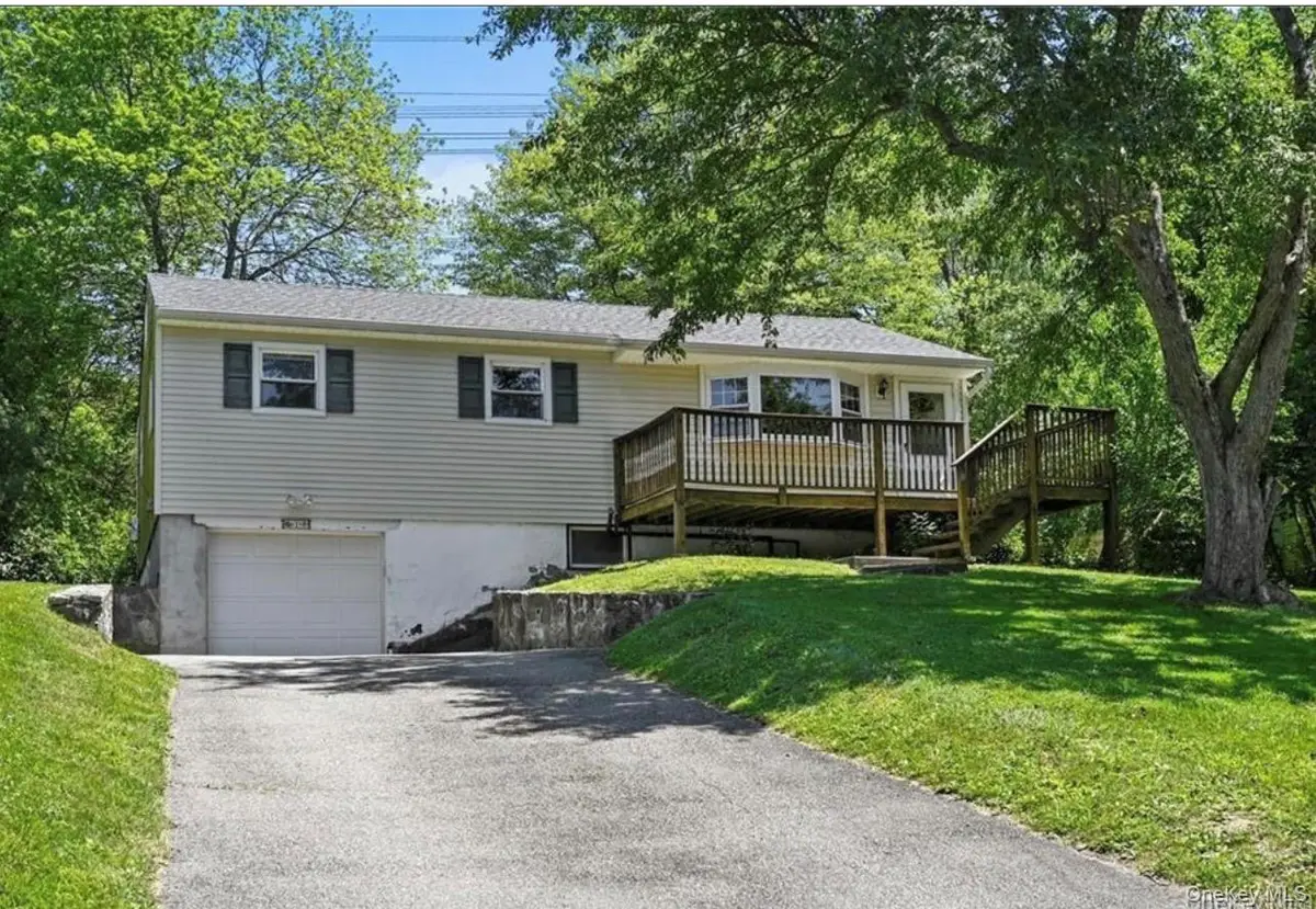 18 Tiger Road, Hopewell Junction, NY 12533 - #1