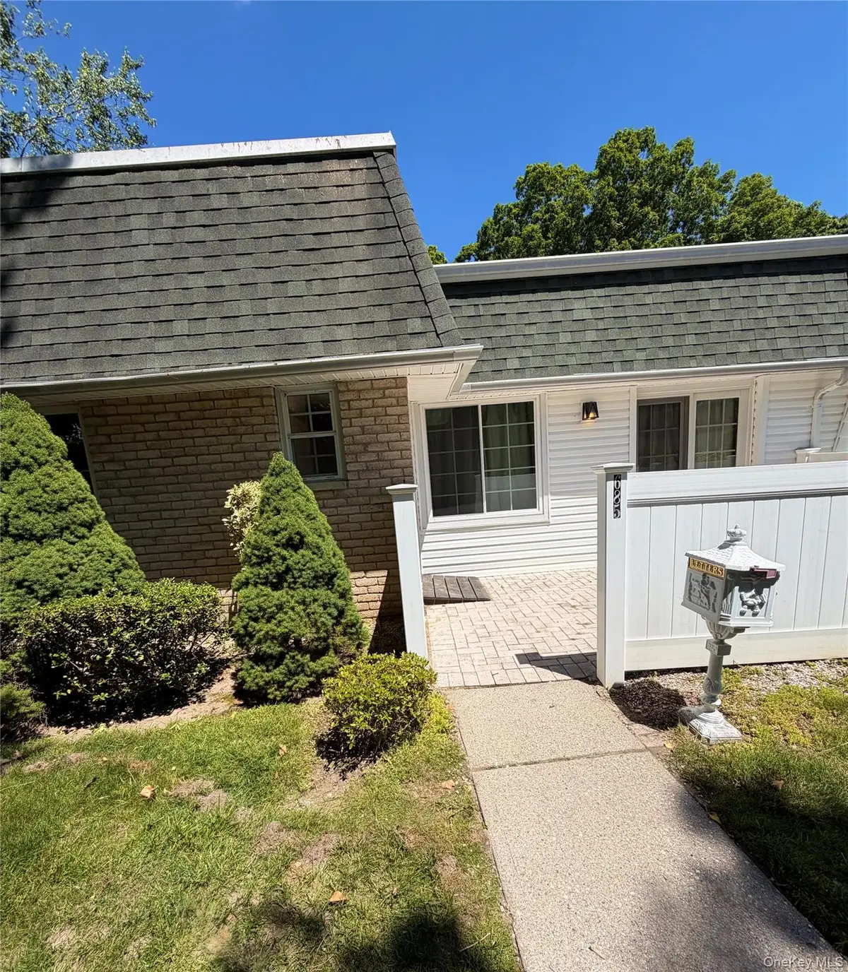 685 Blue Ridge Road, Medford, NY 11763 - #1