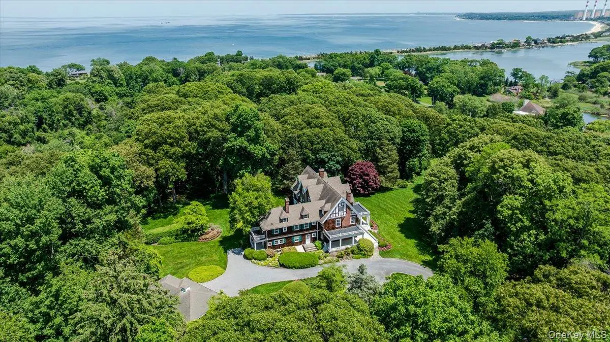 563 Asharoken Avenue, Northport, NY 11768 - #1