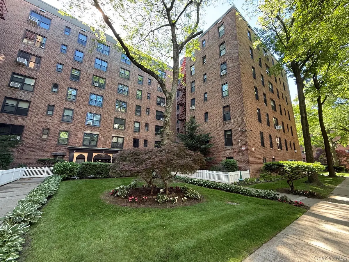 83-20 98 Street #2P, Woodhaven, NY 11421 - #1