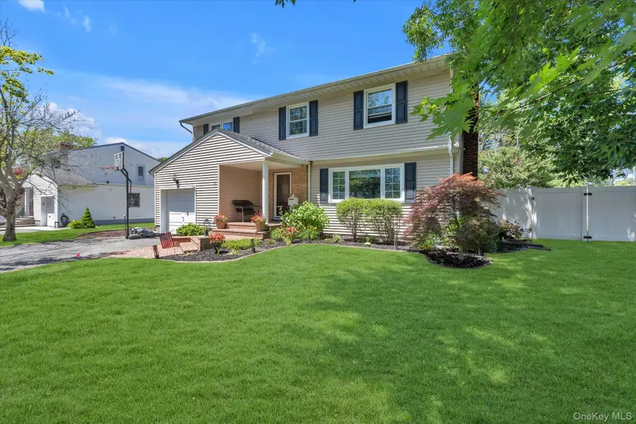 25 Arrowwood Lane, Melville, NY 11747 - #2