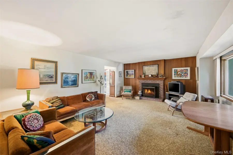 17 Soundview Drive, Northport, NY 11768 - #2