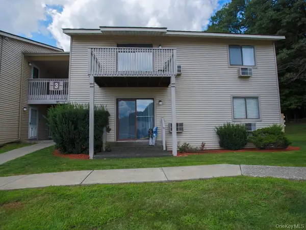 226 Concord Lane, Middletown, NY 10940