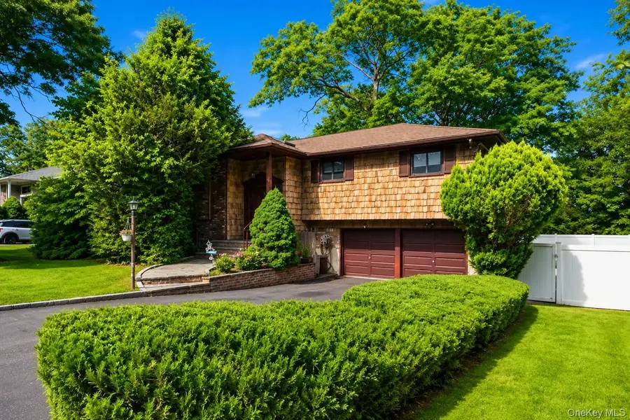 37 Windham Drive, South Huntington, NY 11746 - #2