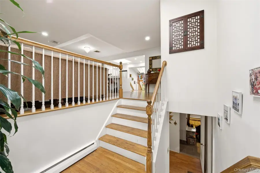 37 Windham Drive, South Huntington, NY 11746 - #3