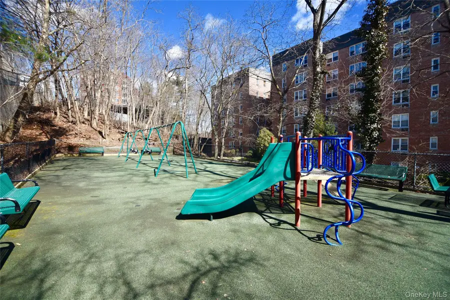 2 Sadore Lane #5F, Yonkers, NY 10710 - #2