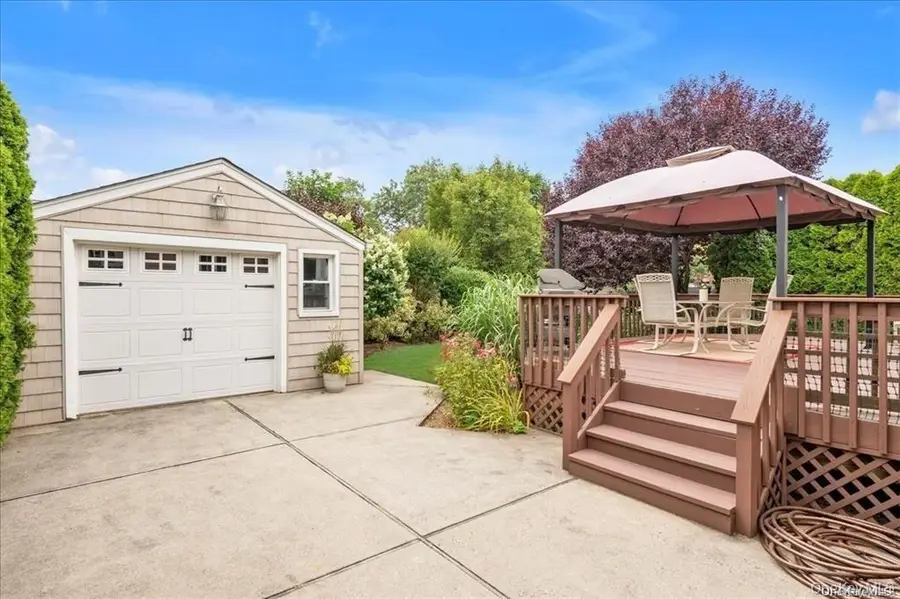 32 Broadway, New Hyde Park, NY 11040 - #2