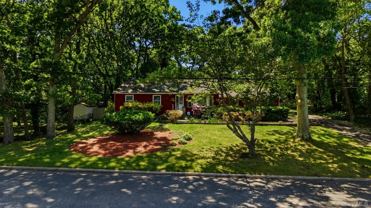 26 Valley Street, Ronkonkoma, NY 11779 - #1