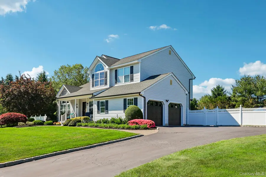 43 Sweetgum Lane, Miller Place, NY 11764 - #2