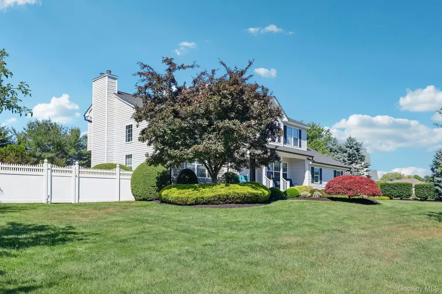 43 Sweetgum Lane, Miller Place, NY 11764 - #3