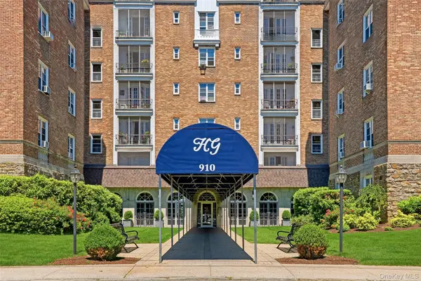 910 Stuart Avenue #2C, Mamaroneck, NY 10543