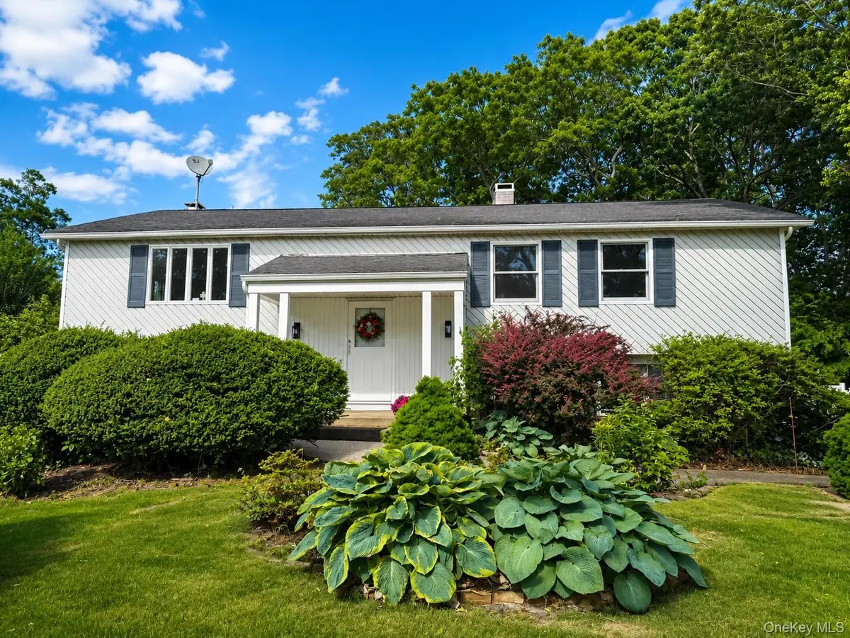 27 Wedgewood Drive, Coram, NY 11727 - #1