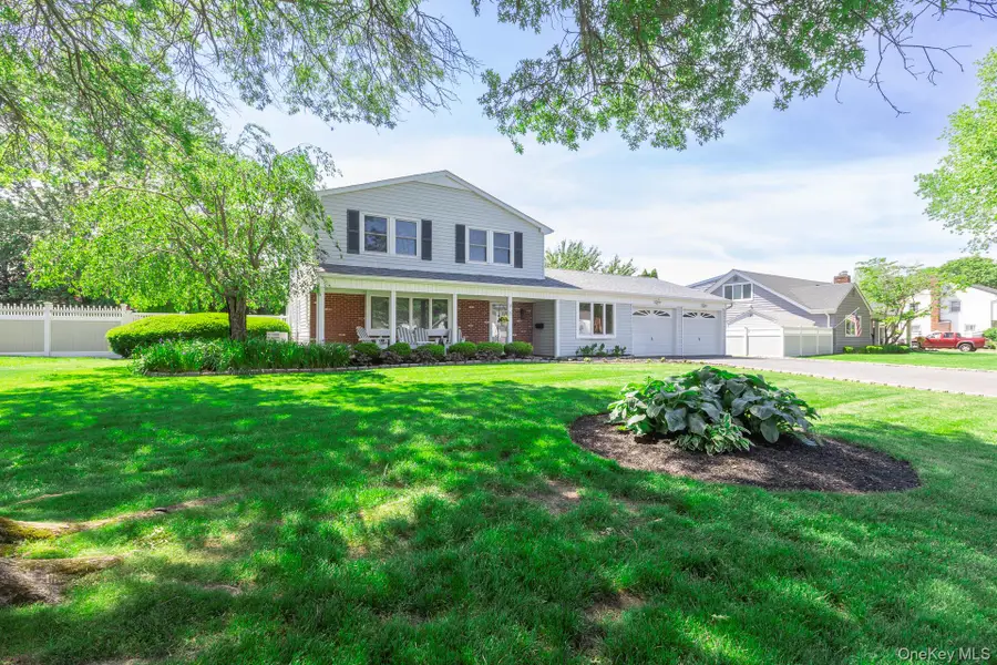 16 Redwood Lane, South Setauket, NY 11720 - #2