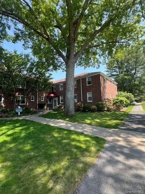 8 Bryant Crescent #1H, White Plains, NY 10605 - #2