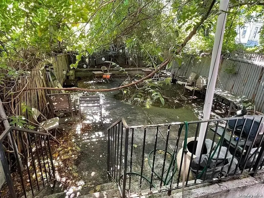 102 Cornelia Street, Brooklyn, NY 11221 - #3