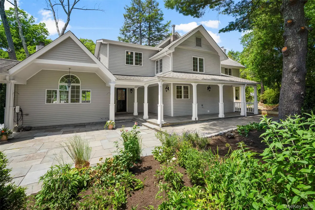 125 Saxon Woods Road, White Plains, NY 10605 - #1