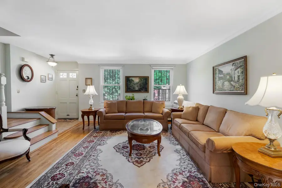 25-75 43rd Street, Astoria, NY 11103 - #3