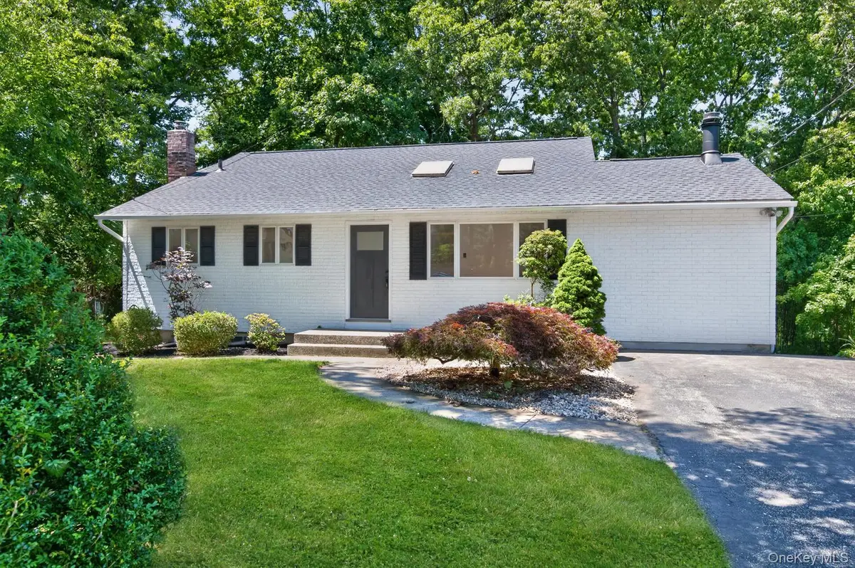 21 Gay Lore Drive, Huntington, NY 11743 - #1